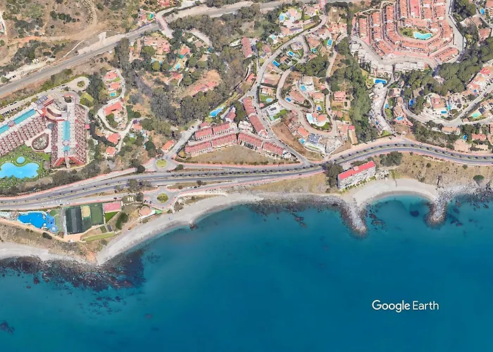 Townhouse Beachfront Benalmadena Costa, By Casa Del Sol Hr