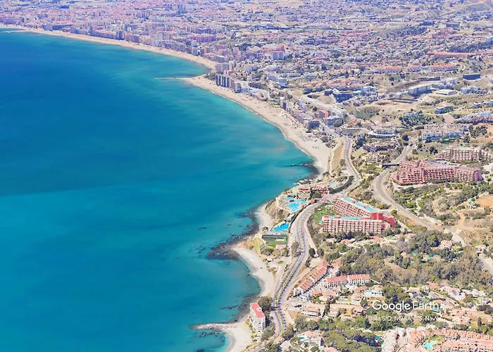 Townhouse Beachfront Benalmadena Costa, By Casa Del Sol Hr